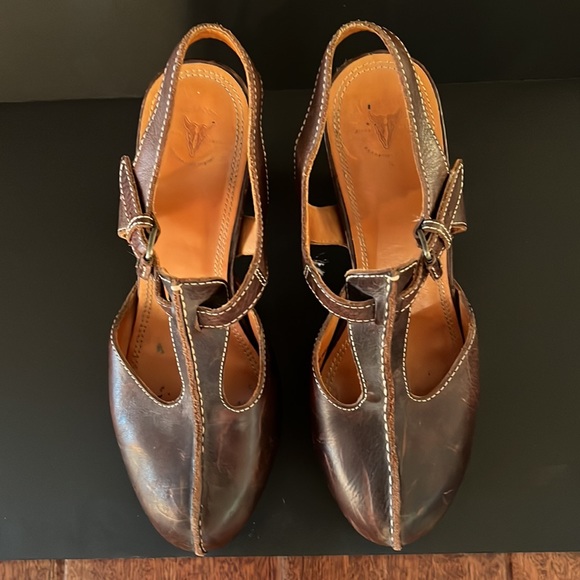 Frye Reese T strap sandals 10 - Picture 8 of 12